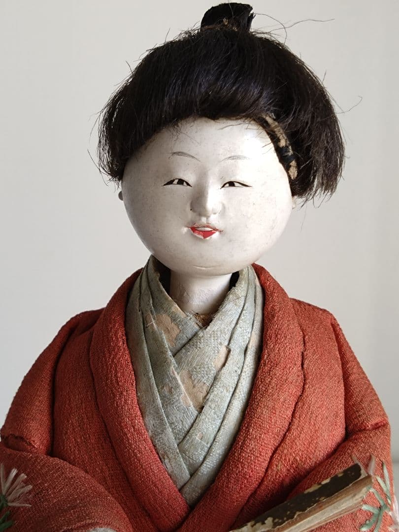 参内稚児人形　衣装嵯峨御所人形　有職故実　時代衣装　雛人形　市松　古美術骨董 尺二市松人形 京都 慶山作 絞りに刺繍 正絹衣装