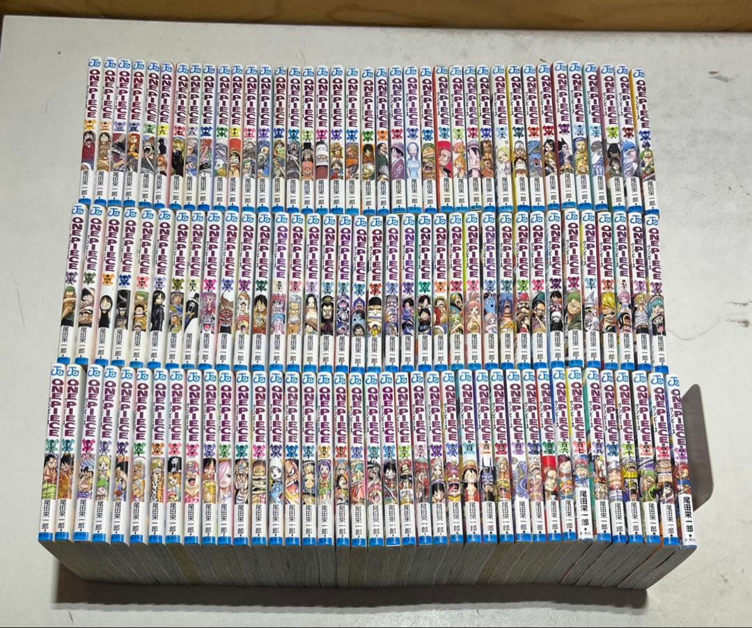 ONE PIECE　ワンピース コミック 1～113巻セット+おまけ付き！