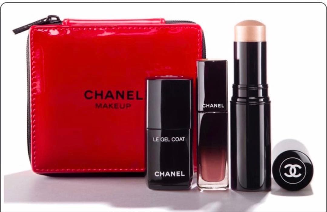 新品未開封　シャネル　公式オンラインサイト限定　ホリデーメイクアップセット