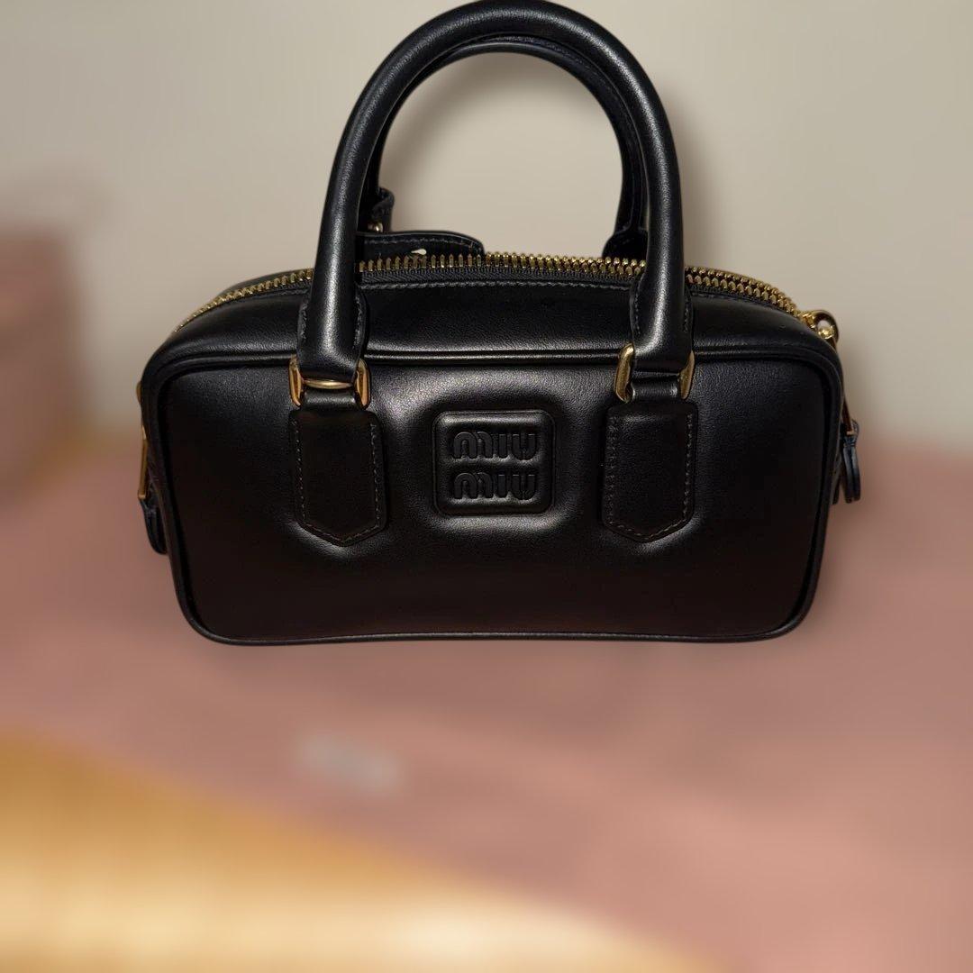 miu miu アルカディ レギュラー ショルダーバッグ