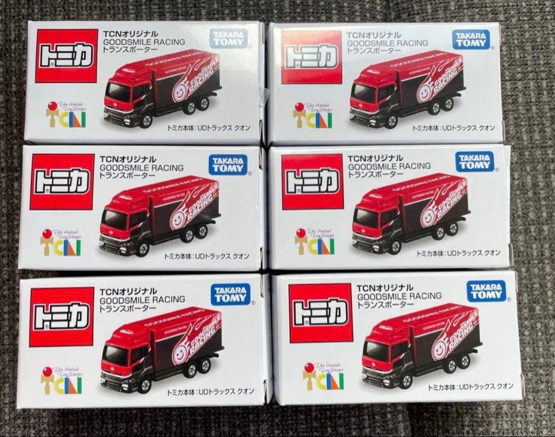トミカ TCN GOODSMILE RACING トランスポーター