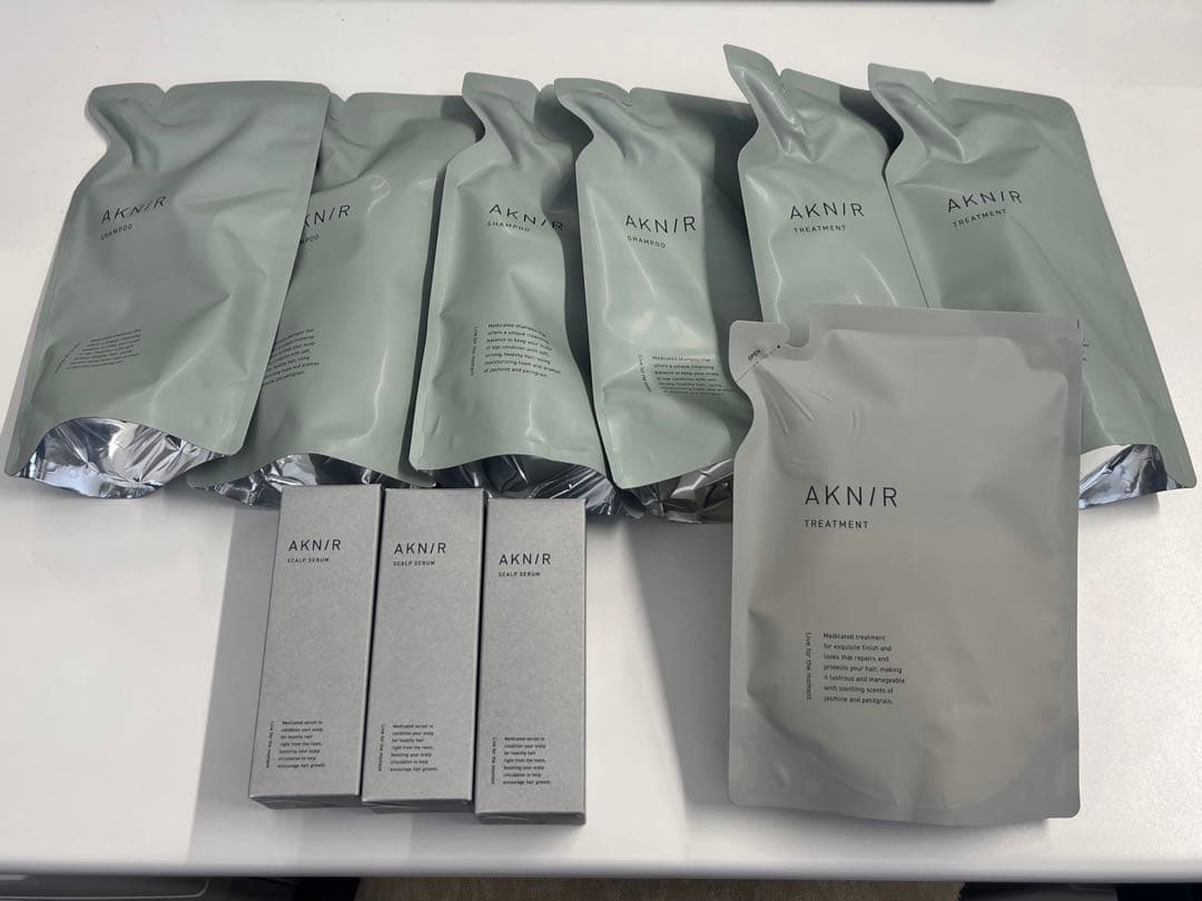 ミンミンです！アクニー シャンプー＆トリートメント＆セラムセット!!