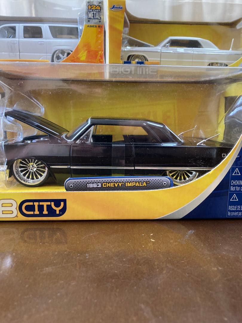 jada 1963 CHEVY IMPALA 1/24 シェビーインパラ