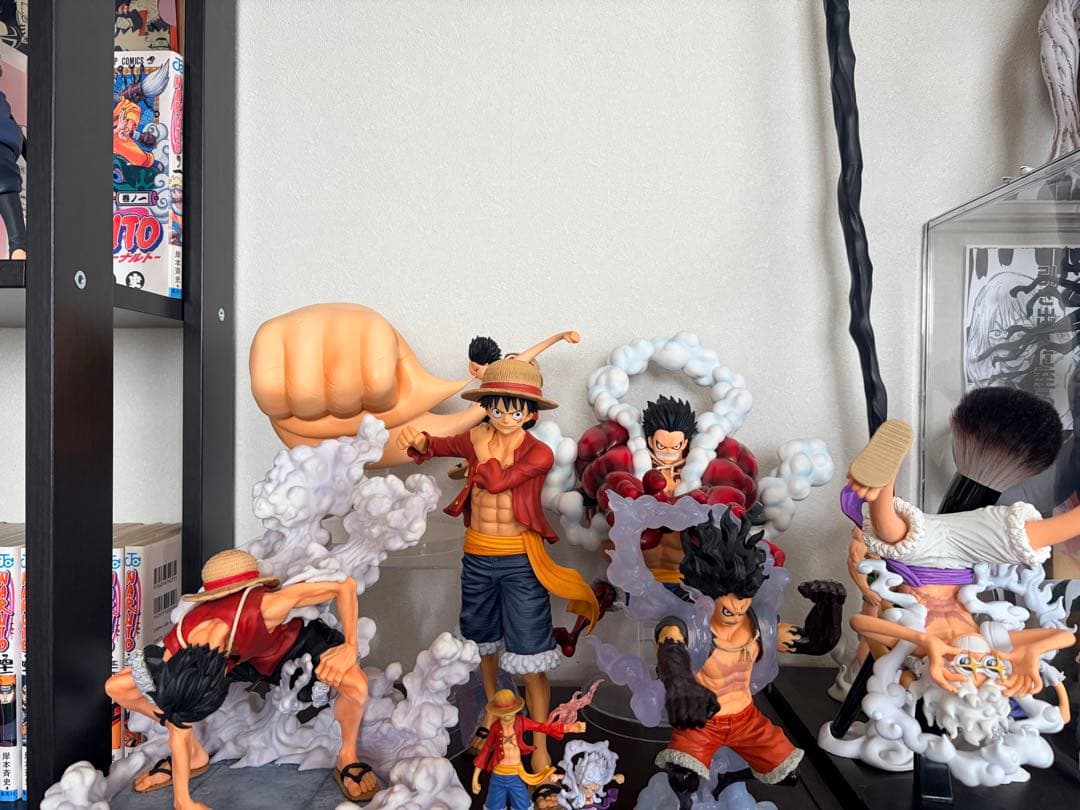 一番くじONE PIECE〜海賊王への道〜b賞、c賞、d賞(写真の二枚目青の丸)