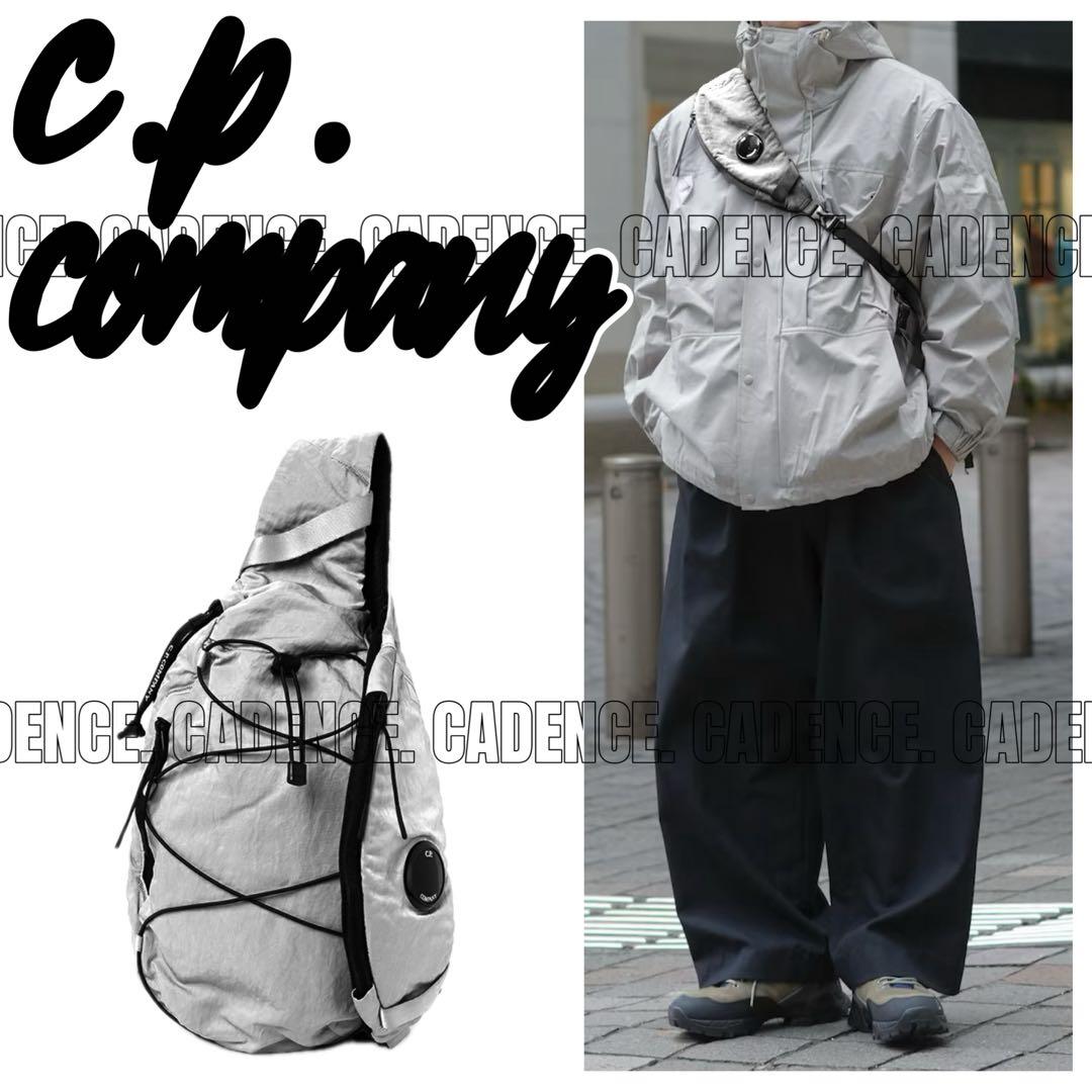 【定価3.7万】C.P.Company ボディ ショルダー バッグ ホワイト