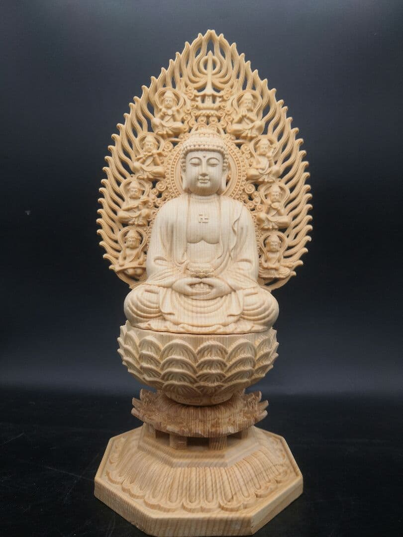 【修縁堂】仏像 阿弥陀如来坐像 八角蓮華丸台座 木彫供養仏 仏教縁起物 祈願風水 心月輪及び蓮台（平等院鳳凰堂阿弥陀如来坐像納入品）（模造）｜奈良