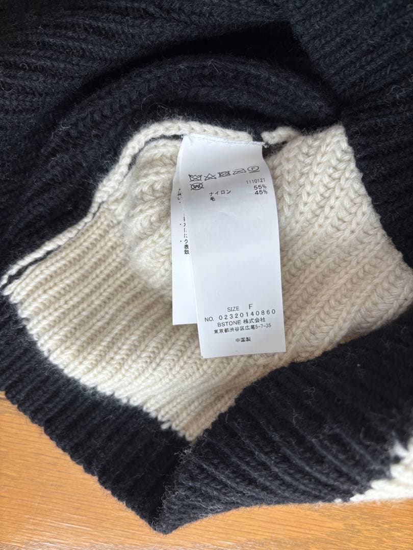 26日まで限定】AMERI ABSTRUCT WOMAN PAINT KNIT - メルカリ