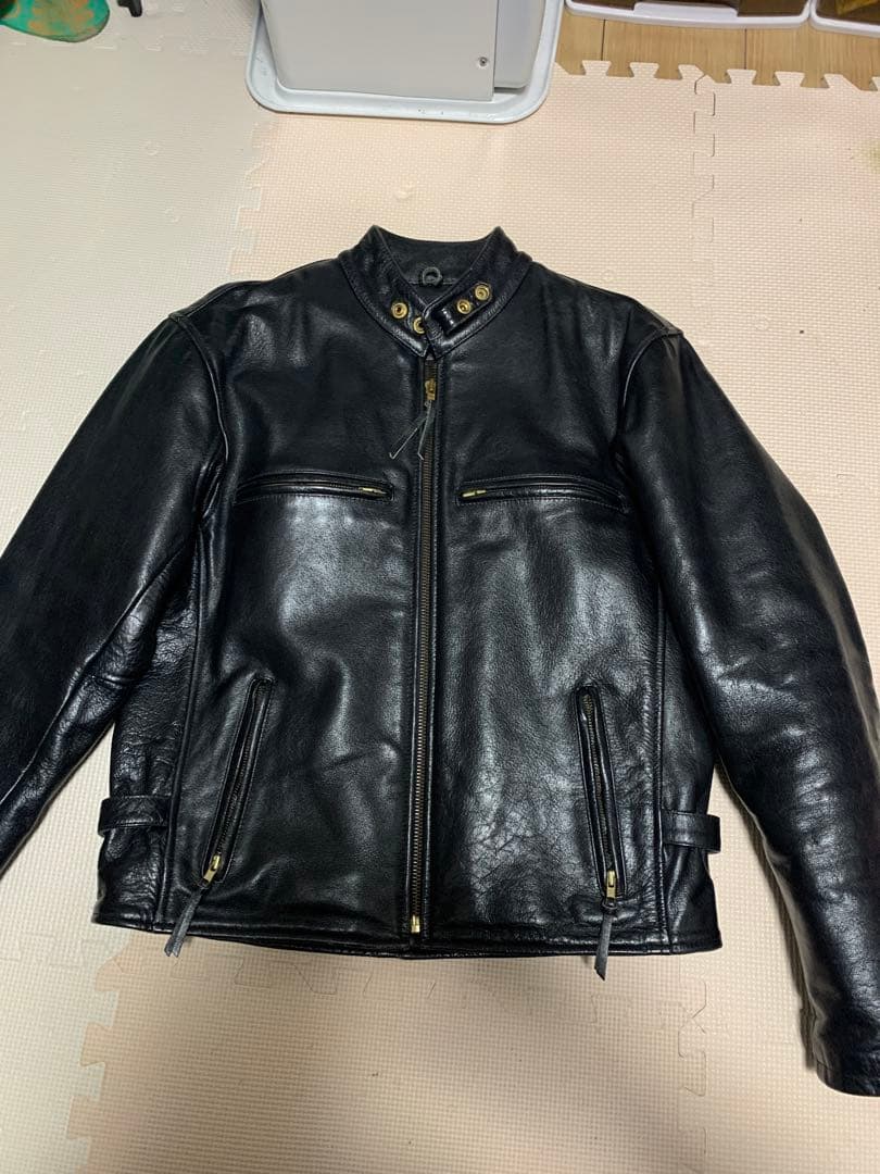 ブラックレザーシングルライダースジャケット