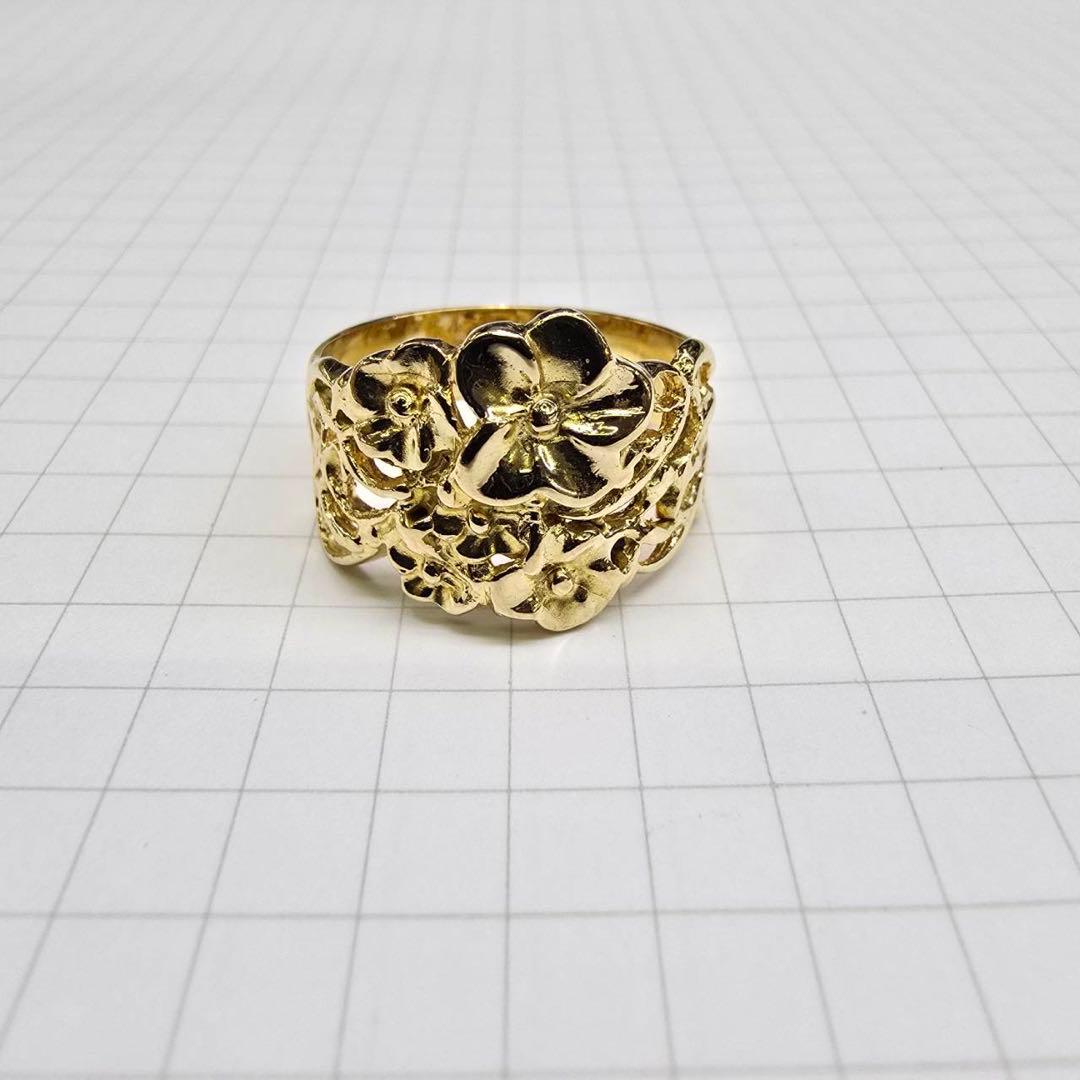 18金お花デザインリング6.42グラム16.5号