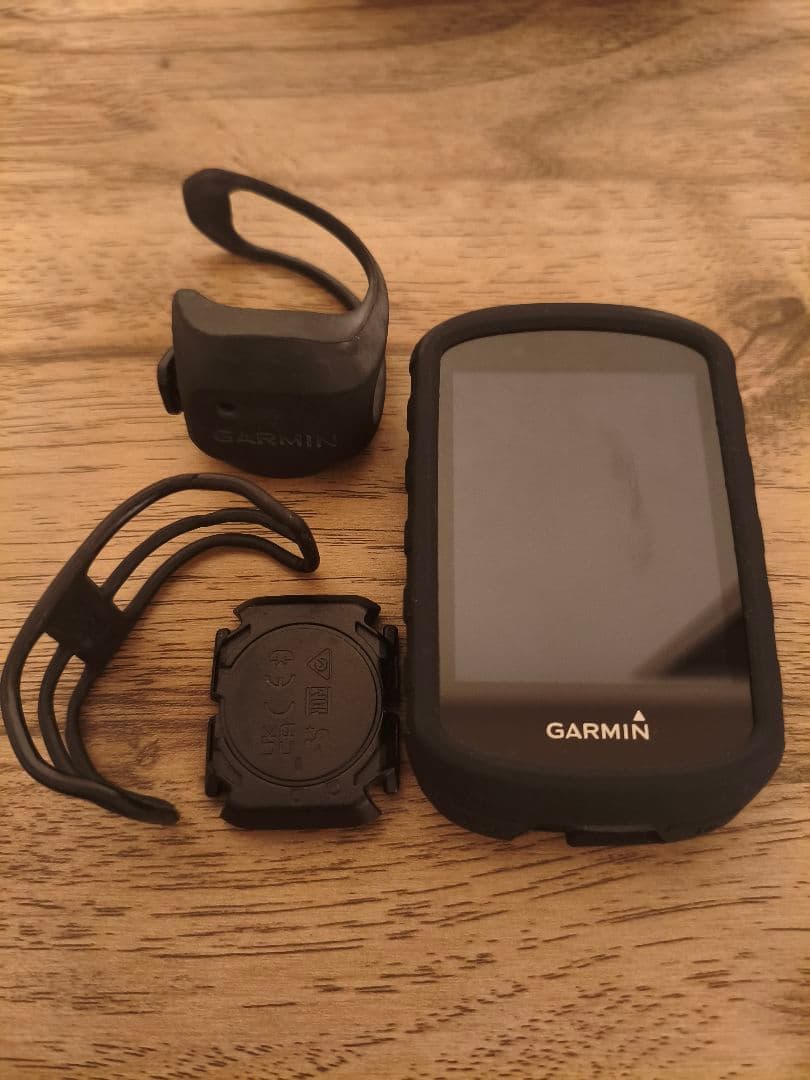 GARMIN　EGHE 830 本体 スピード、ケイデンスセンサー付き