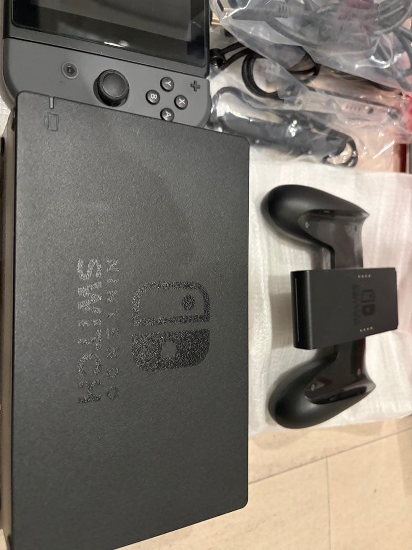 美品】任天堂 Switch 本体 初期付属品完備 動作確認済 初期化済 - メルカリ