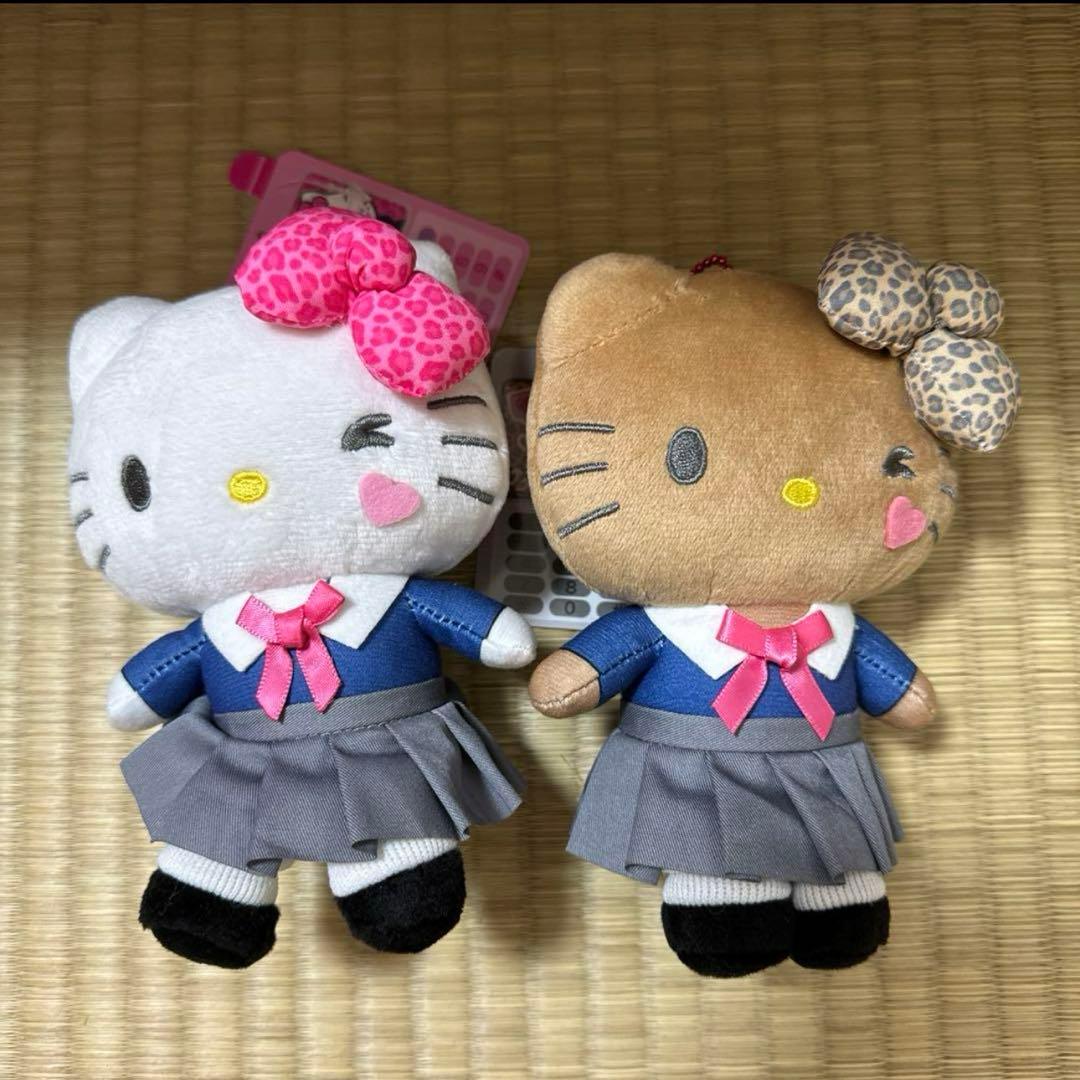 日焼けキティ平成制服2個セット - メルカリ