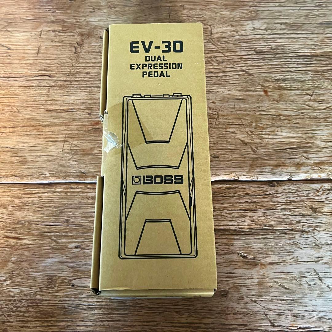 【新品未使用】BOSS EV-30 デュアルエクスプレッションペダル