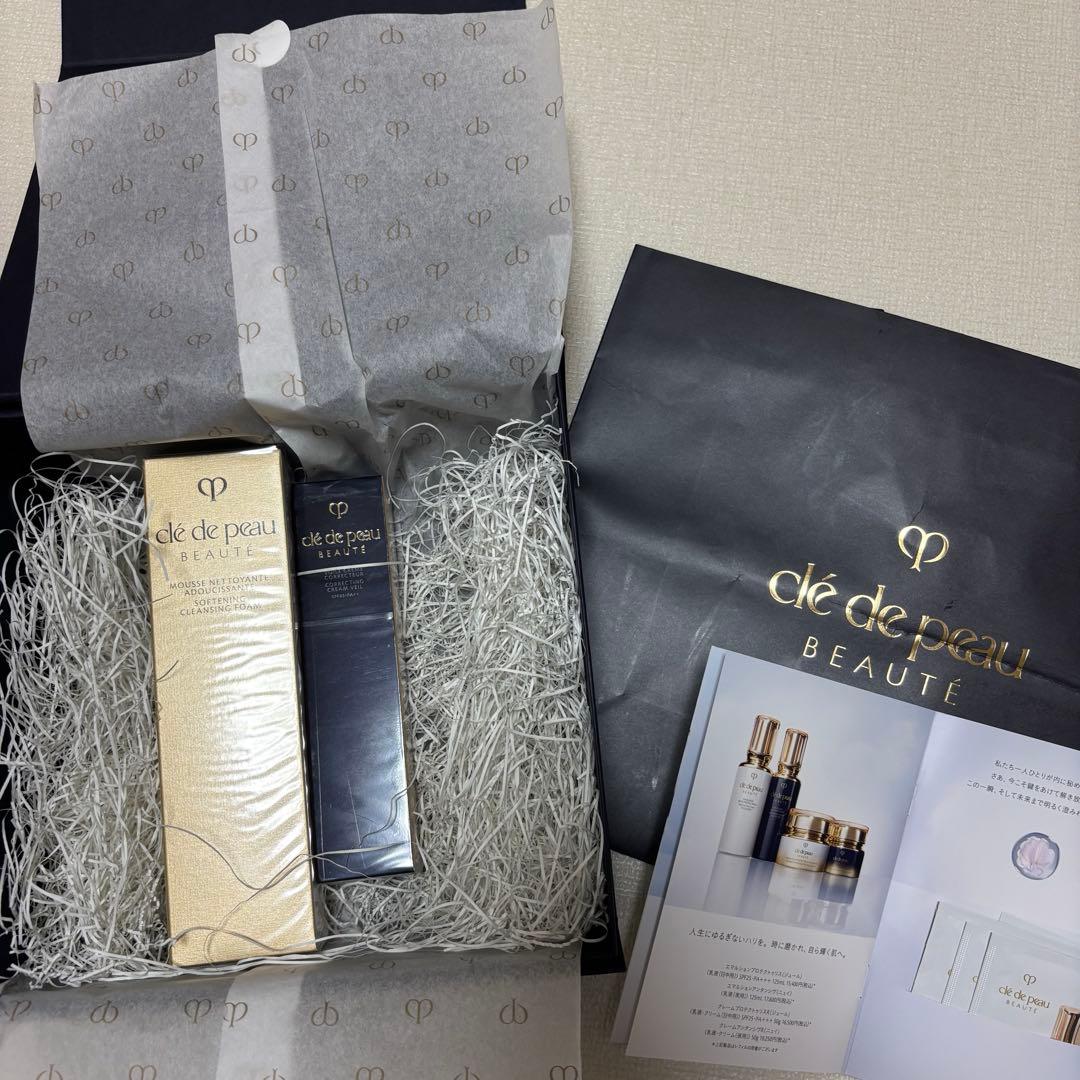 【新品未開封】クレ・ド・ポー ボーテ ヴォワールコレクチュールn 洗顔 おまけ付