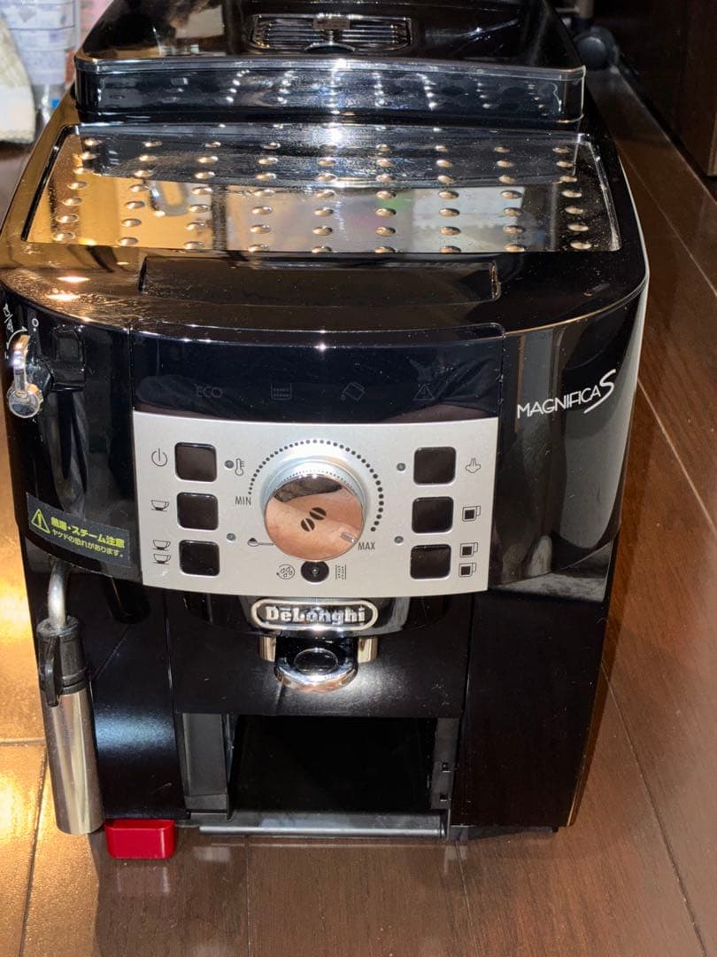 デロンギ マグニフィカS ECAM22112B 全自動コーヒーマシン