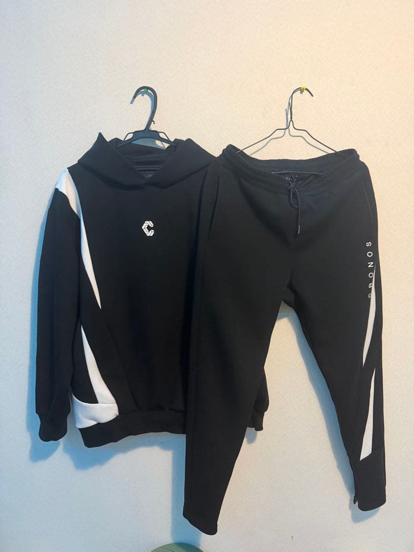 CRONOS パーカー　ロングパンツ　セットアップ　超人気　Mサイズ　即完売品
