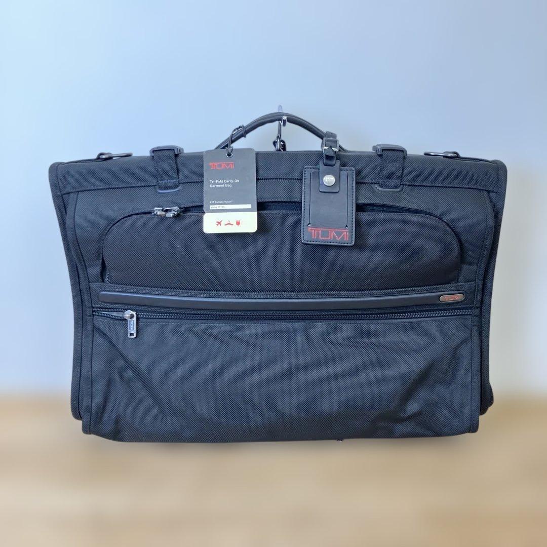 未使用タグ付き TUMI ガーメントバッグ ブラック