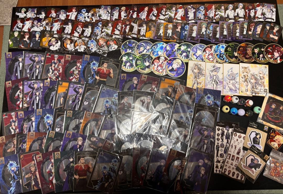 ツイステ グッズまとめ売り 160点