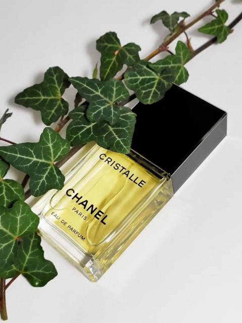 シャネル クリスタル オードパルファム 100ミリ