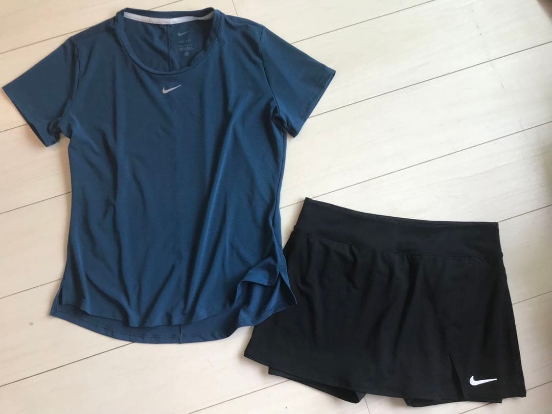 美品＊NIKEナイキ＊ゆったりテニストップス&ビクトリースコート上下セットアップ
