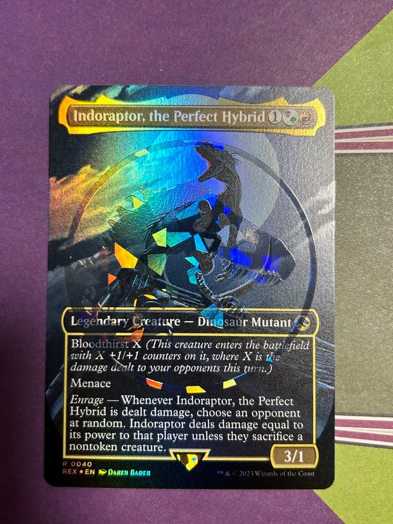 EN 【ロゴ入り版・Foil】《究極のハイブリッド恐竜、インドラプトル》