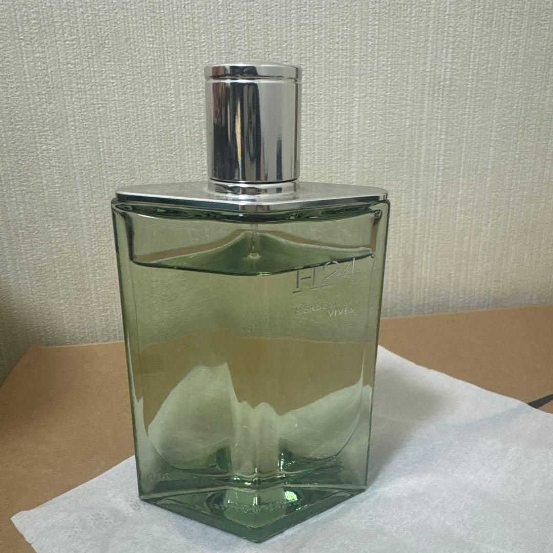 HT24 HERBES VIVES 香水(男性用)100ml