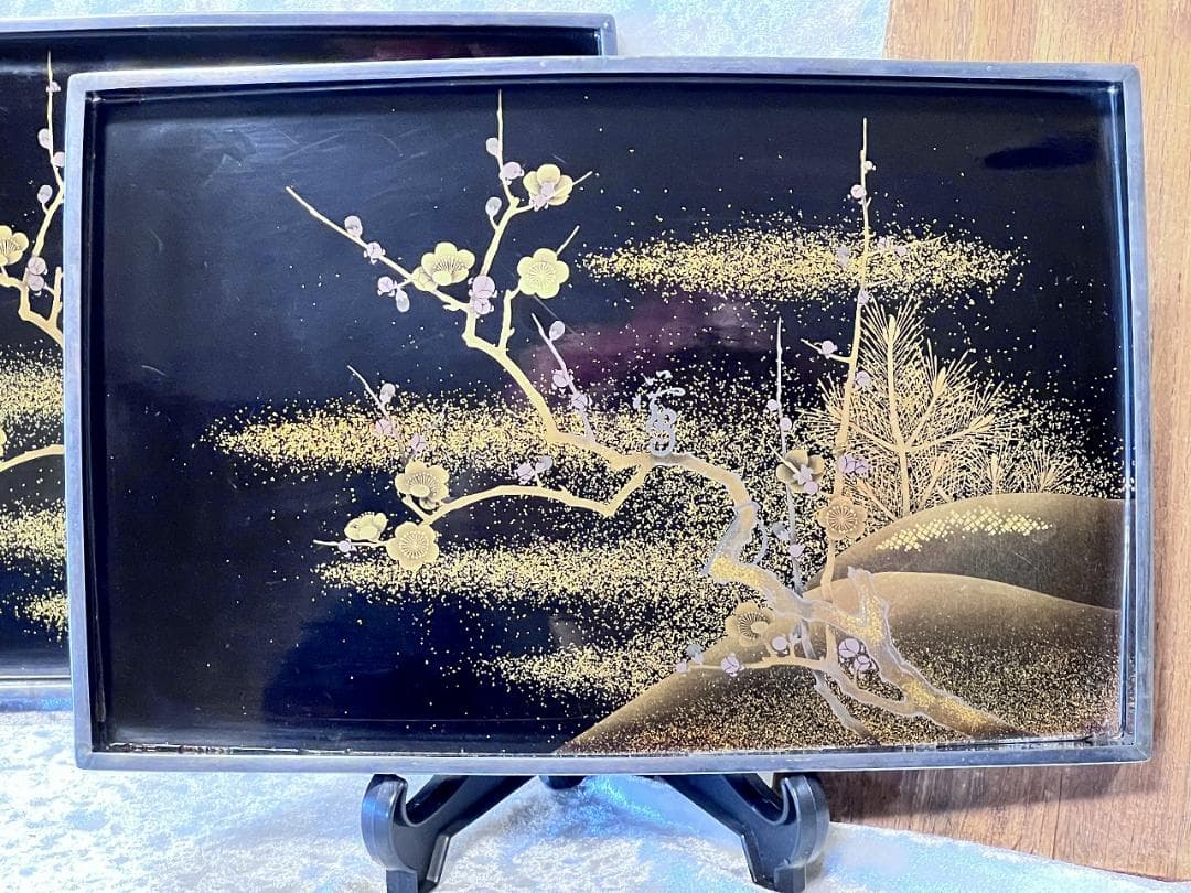 金蒔絵　松梅紋　入子盆一対　明治期　裏底にダメージ有 松竹梅蒔絵長盆 菓子盆 明治時代 | 古美術ささき