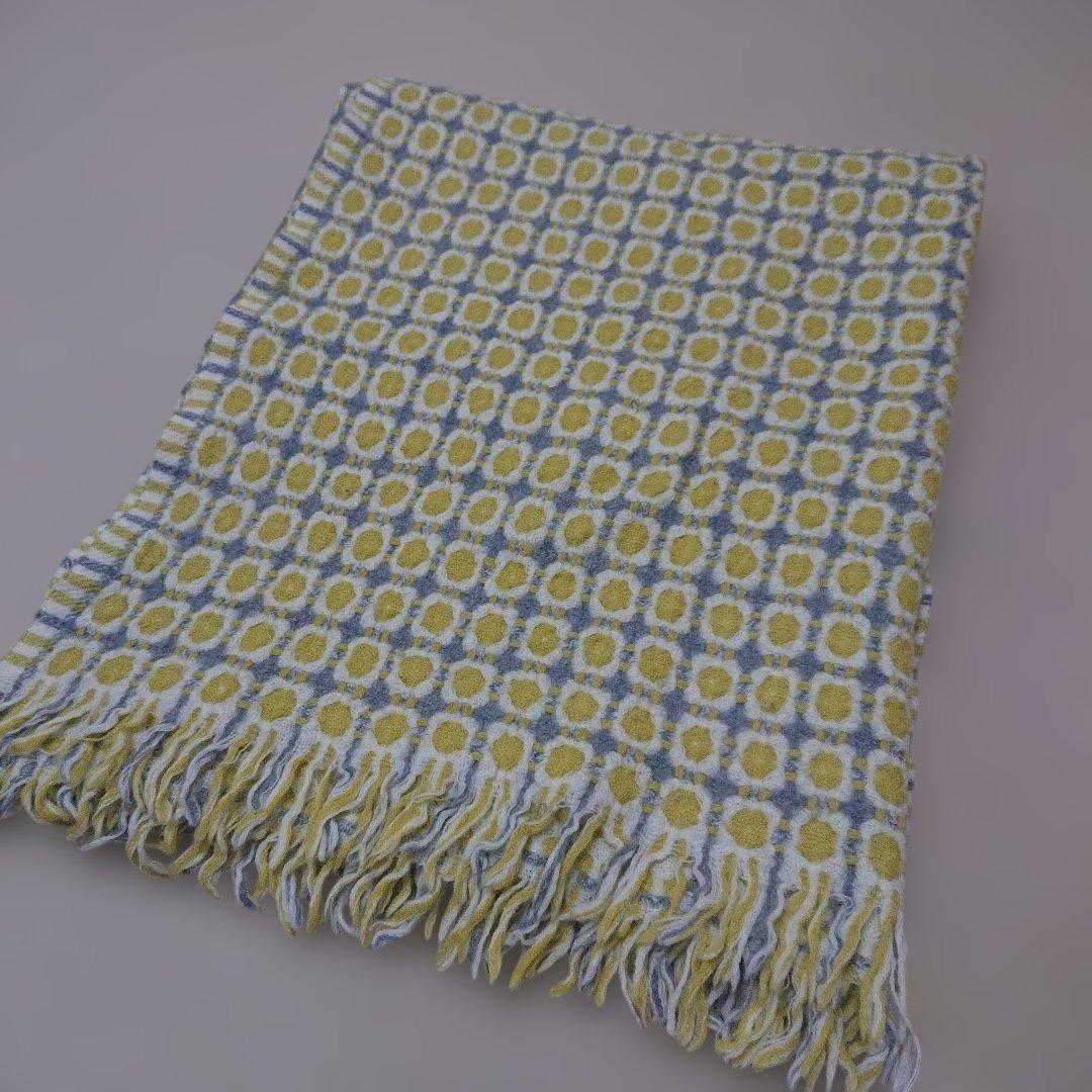 ラプアン・カンクリ ウールブランケット ピスタチオ