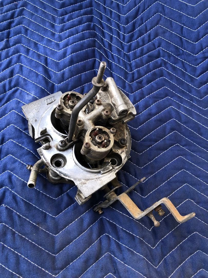 c.f様　キャブ　キャデラック　4.1L