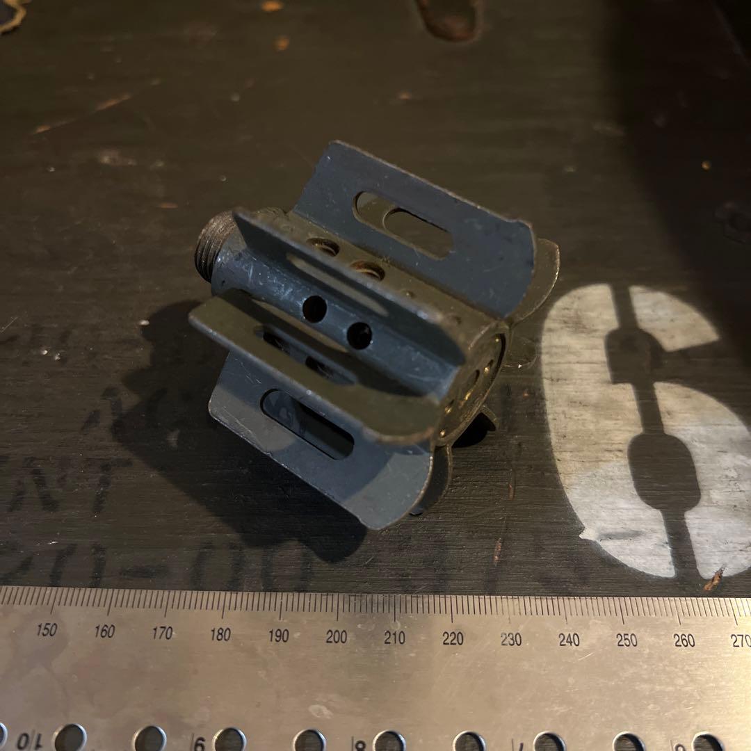 米軍放出品　ミリタリーパーツ　詳細不明