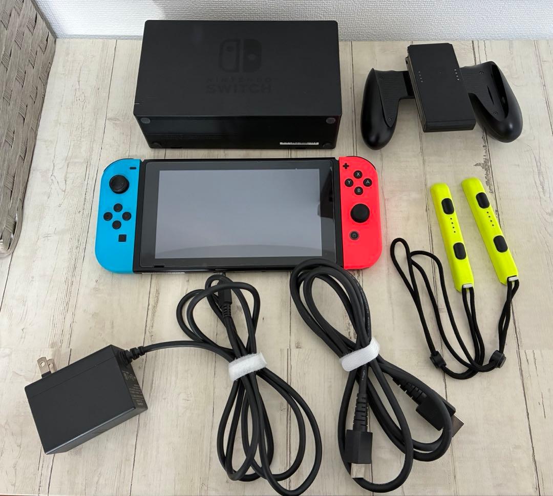 Nintendo Switch 本体 赤/青【付属品あり】 任天堂 Nintendo Switch Joy-Con（L）ネオンブルー/（R）ネオンレッド