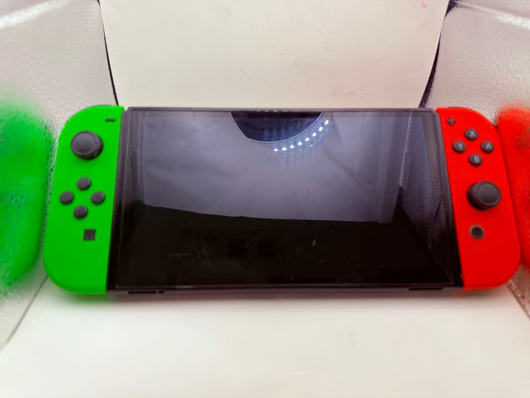 d*3様 Nintendo Switch 本体 グリーンとレッドジョイコン Nintendo Switch 新品 任天堂 新型Nintendo JOY-CON(L) ネオンブルー