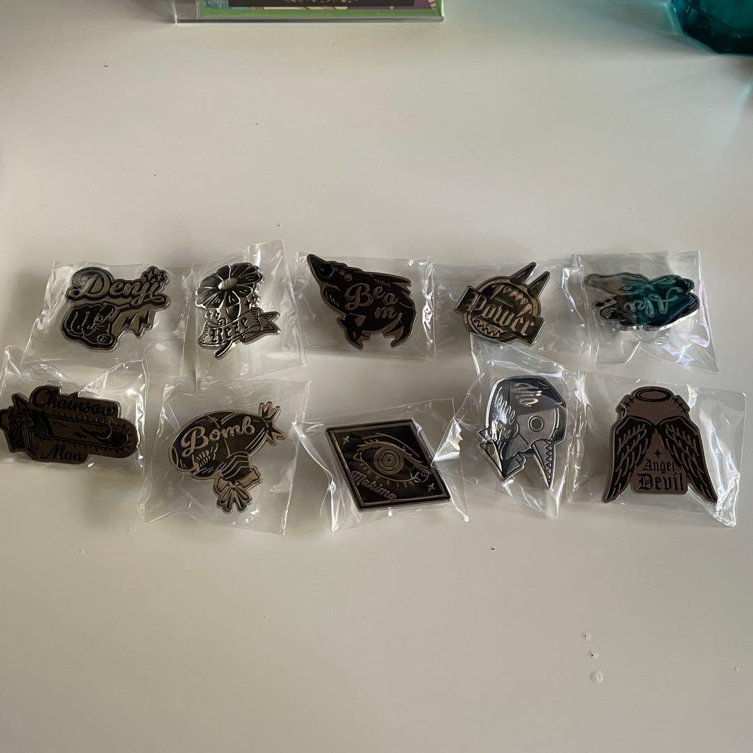 新品(箱無し)チェンソーマン レゼ篇 モチーフデザインピンズ 全種類