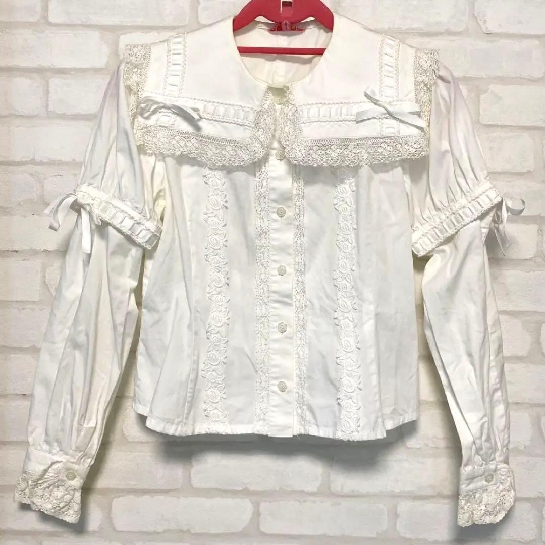 baby,the セーラー襟ブラウス　オフ白