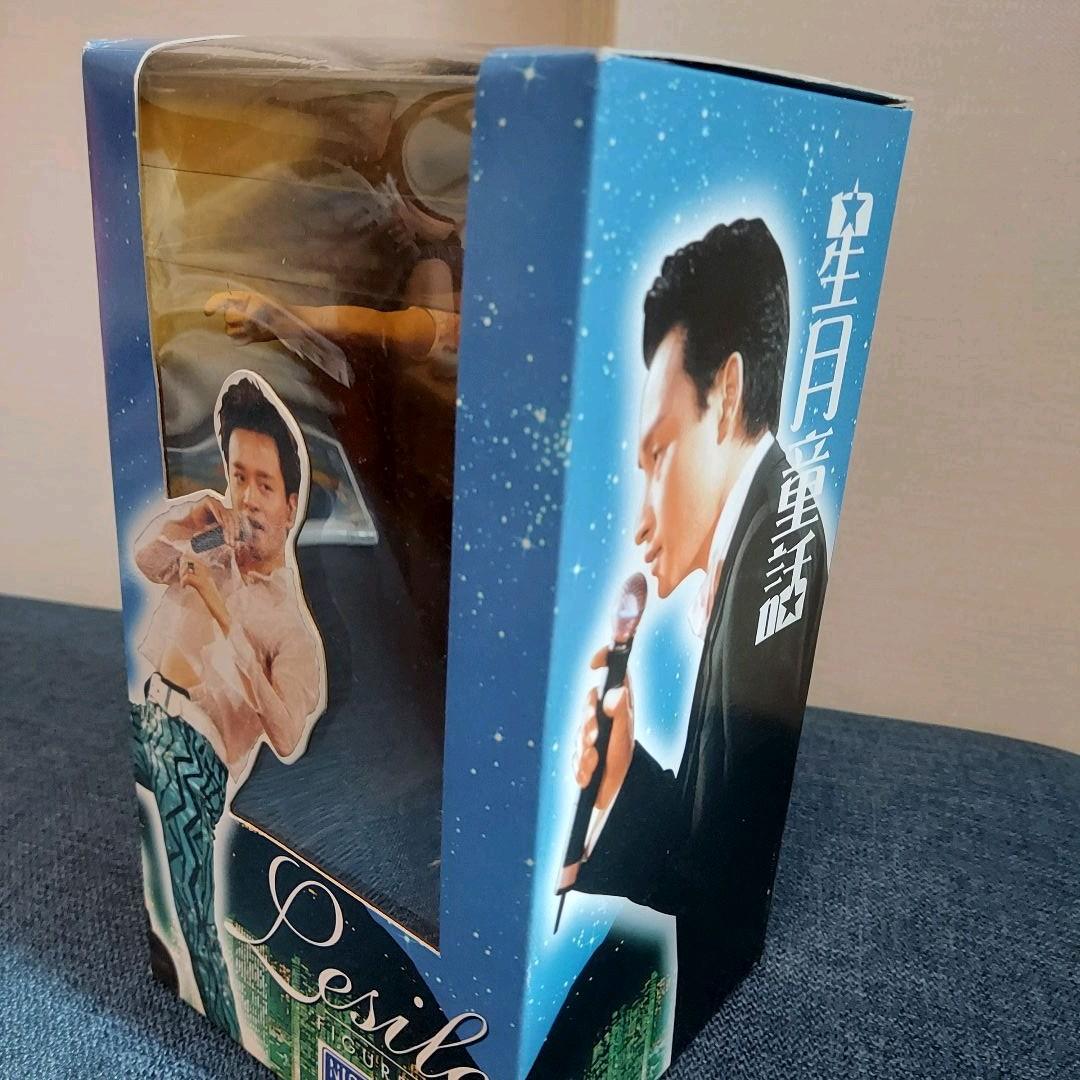 レスリー・チャン 張國榮 フィギュア ピンク