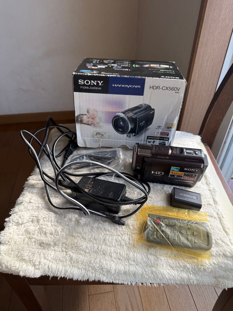 SONY HDR-CX560V 本体他 ハンディカム12. 3メガピクセル
