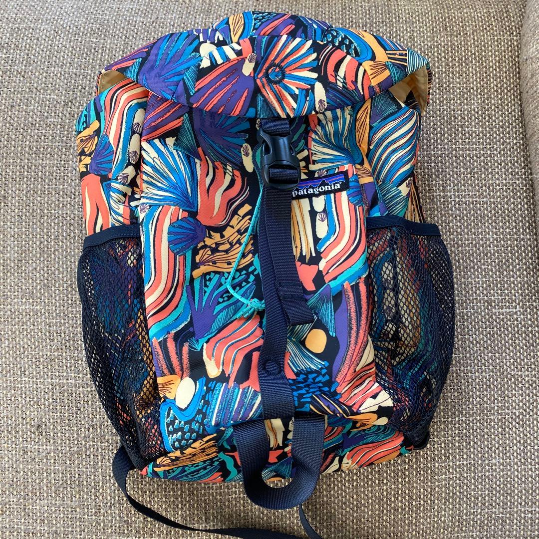 希少デザイン⭐︎パタゴニア キッズ・レフュジート・デイパック 18L JOYP
