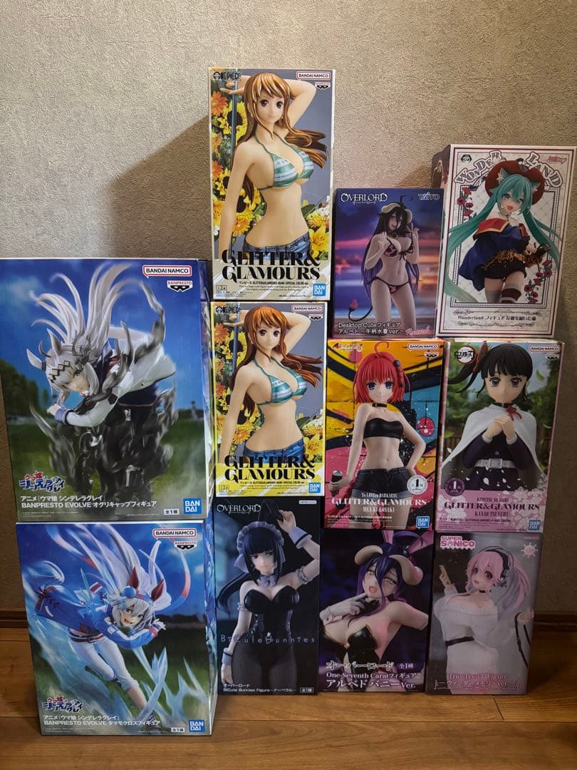 アニメ　美少女フィギュア(特大サイズ有り)　プライズ品　11点まとめ売り