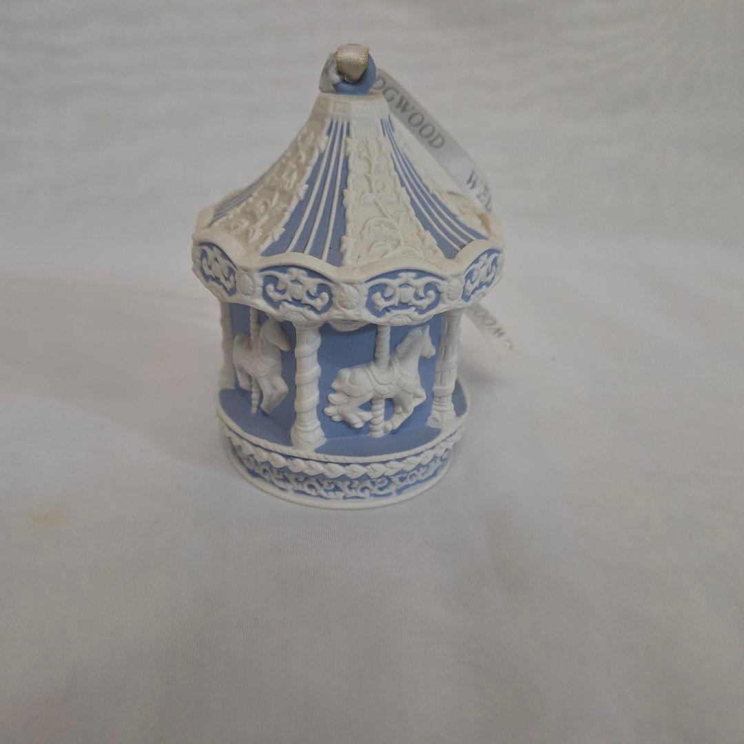 ウェッジウッド　ホリディオーナメント　メリーゴーランド　ブルー