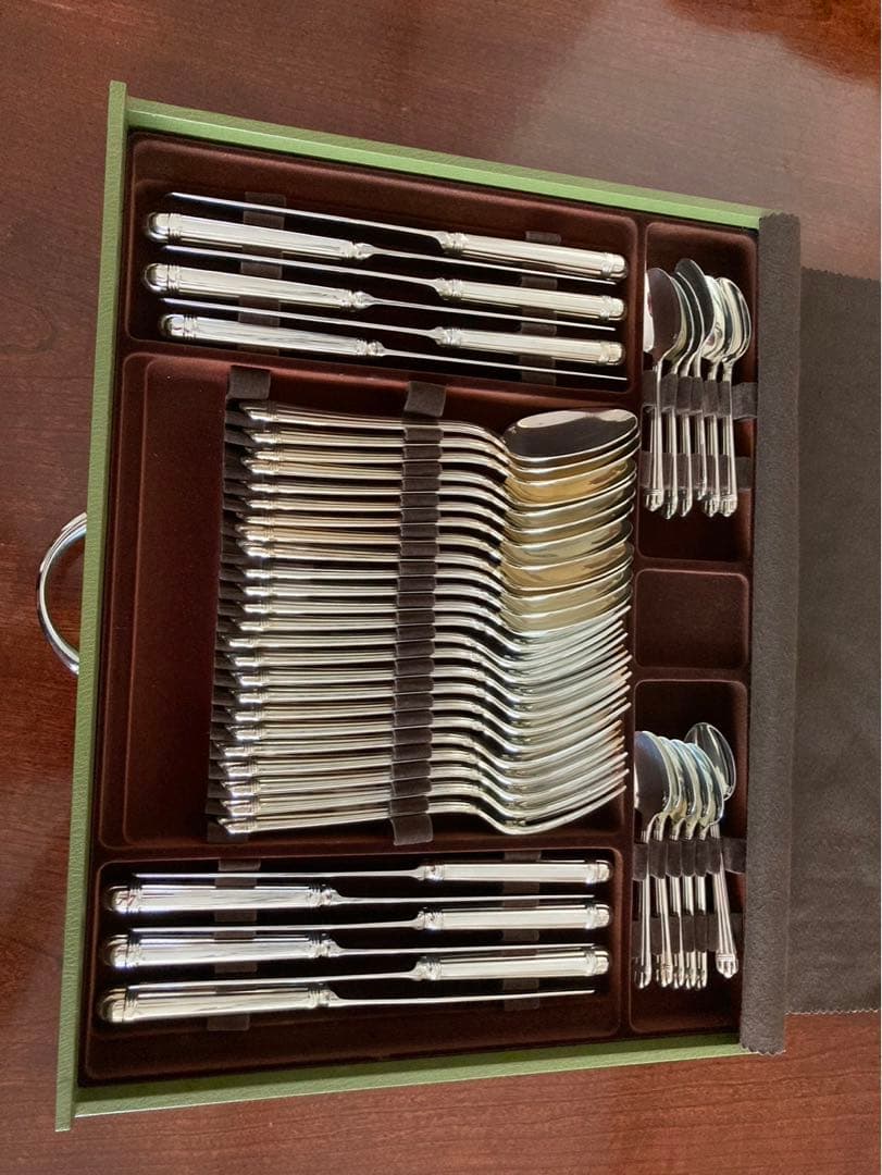 高品質カトラリーセット 計129個