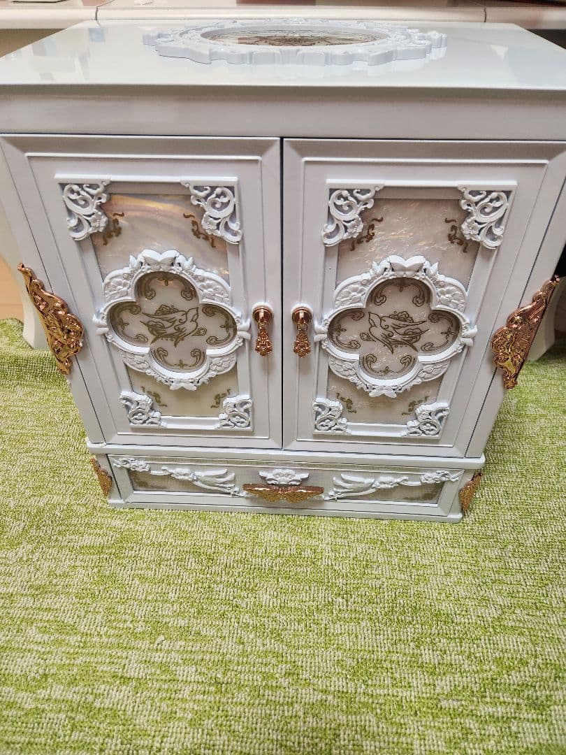 (即購入可)フラワーノーズ胡蝶雲肩コレクションボックス