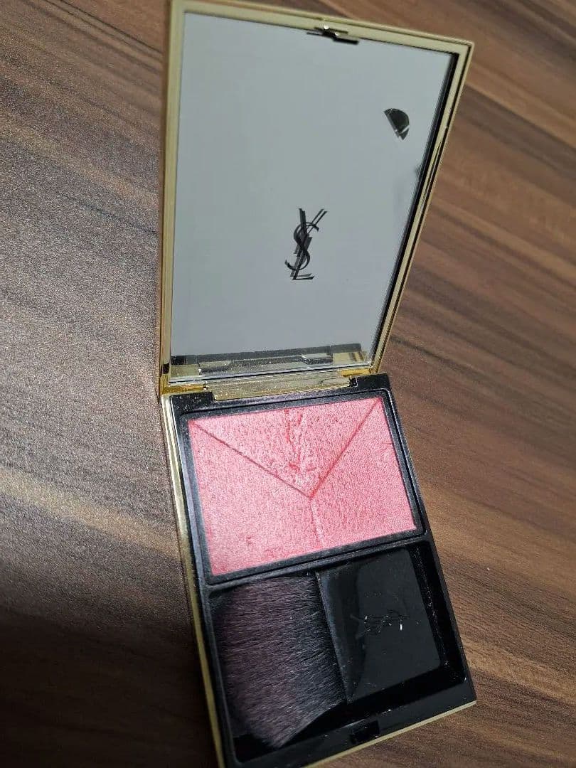 ★YSL ブラッシュクチュール / No.9 ロゼ ラヴァリエール チークカラー