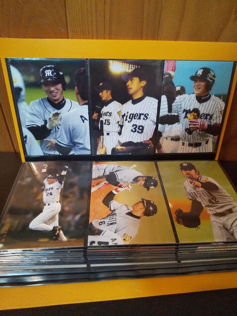 超レア！阪神タイガースウエハース！写真型プロマイド52枚等計119枚！ 阪神タイガース ツインウエハース 2026｜発売日：2026年4月｜バンダイ