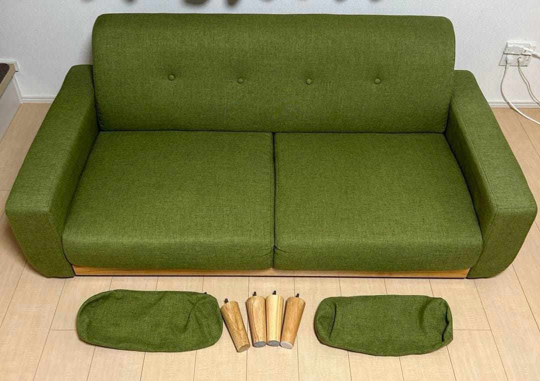 美品！LOWYAグリーンファブリック2〜2.5掛けソファ