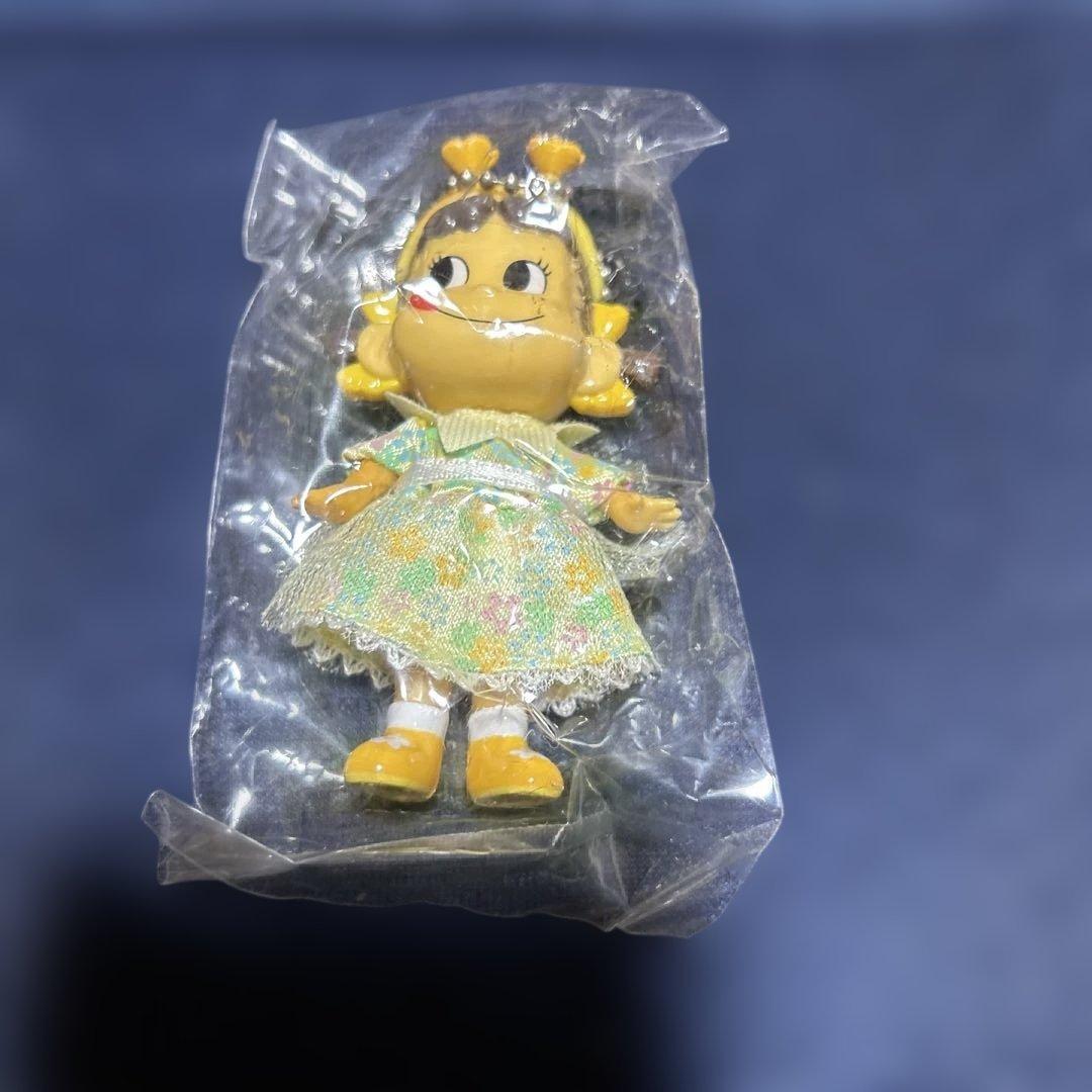 アイドル・ペコ ドールセット 19体 ストラップ付き