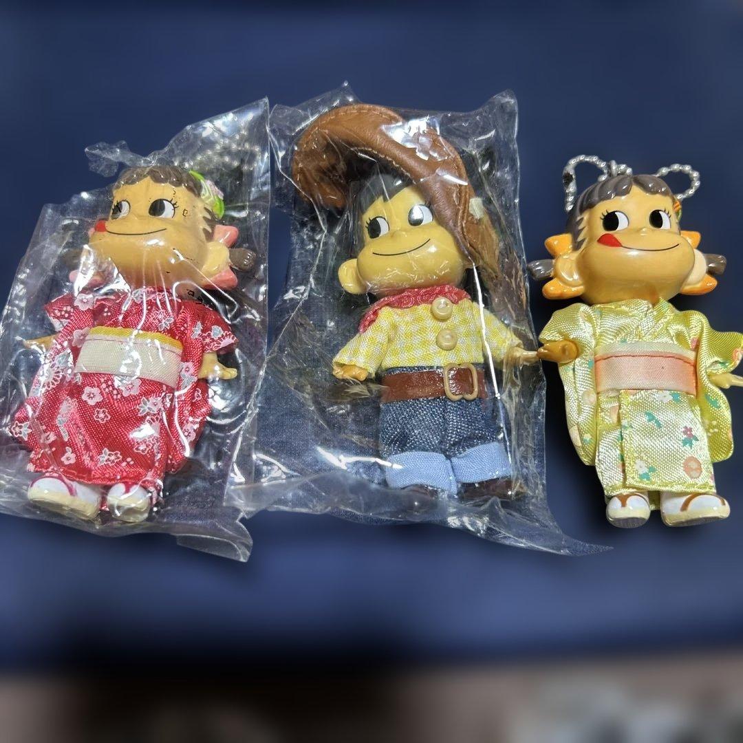 アイドル・ペコ ドールセット 19体 ストラップ付き