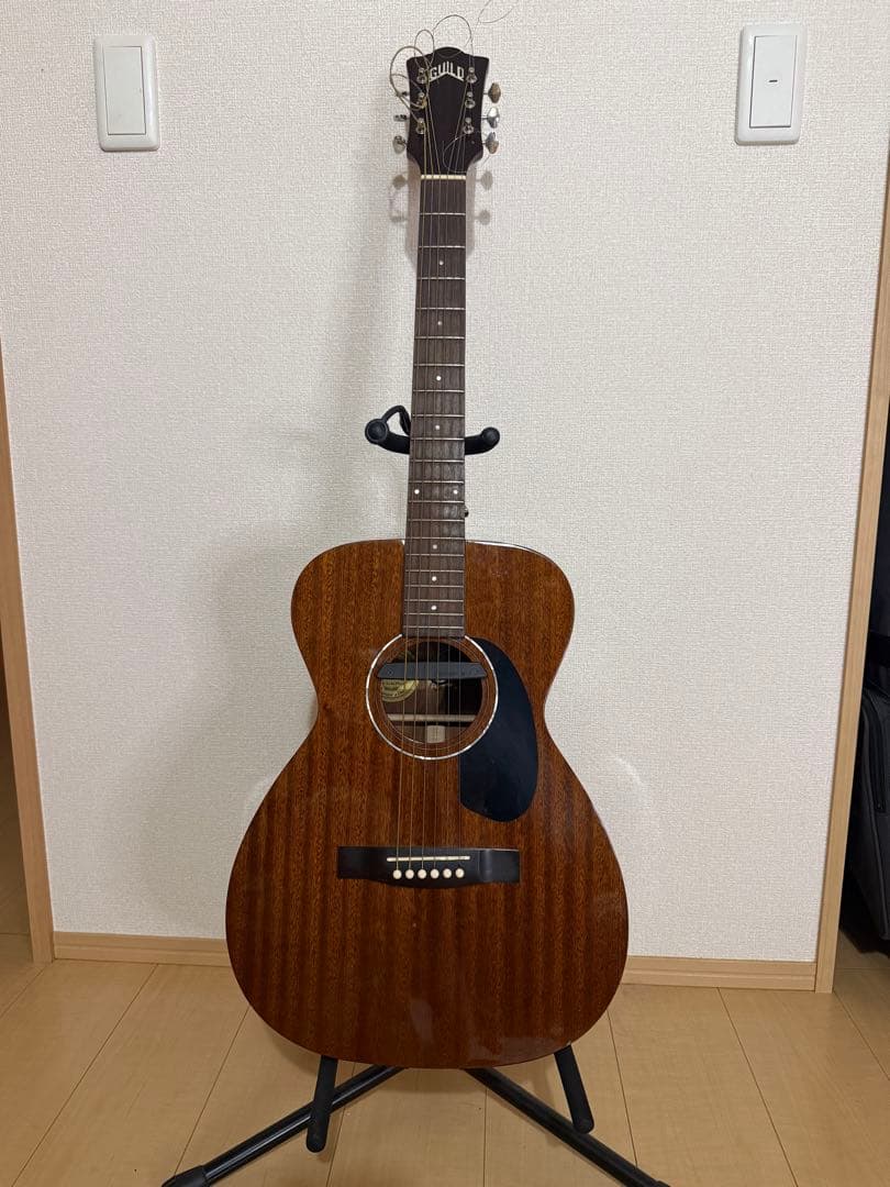 パ*ロ様 Guild M-120 NAT ギルド Fishmanピックアップ付き