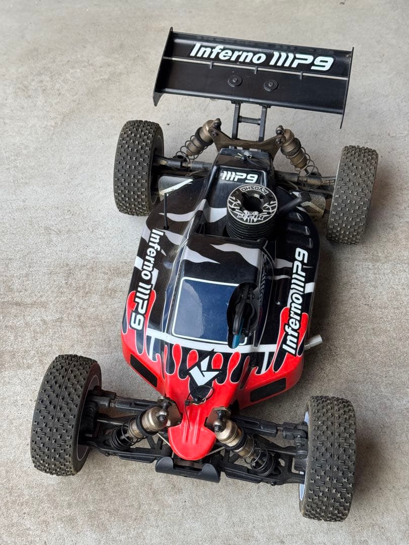 Inferno MP9 エンジンラジコンカー