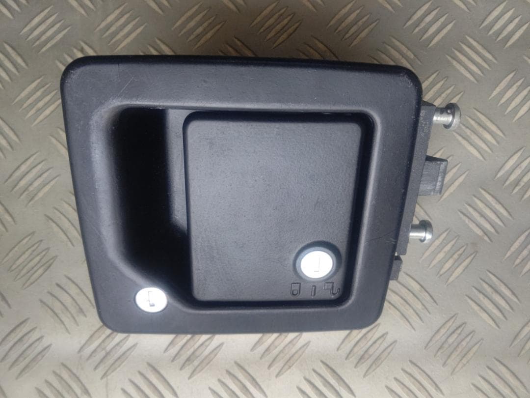 100点マウンテン　Trimark ドアラッチ ※鍵なし (中古)