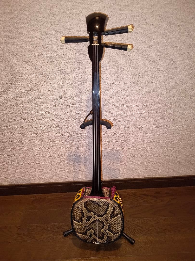 三線 本体 蛇皮 強化張り ソフトケース付き